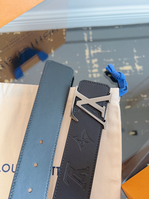 ルイヴィトンベルト素材ディテール